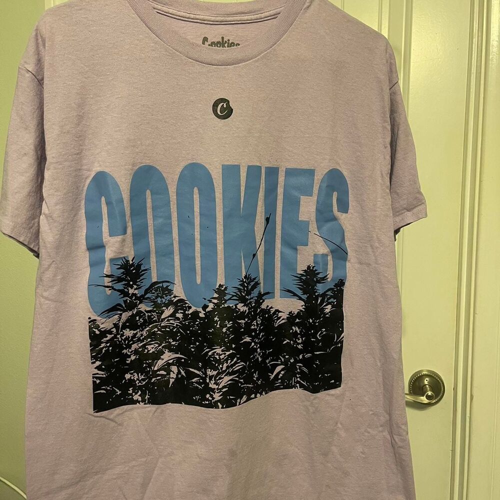 Cookie-s Men's Purple and Black T-shirt